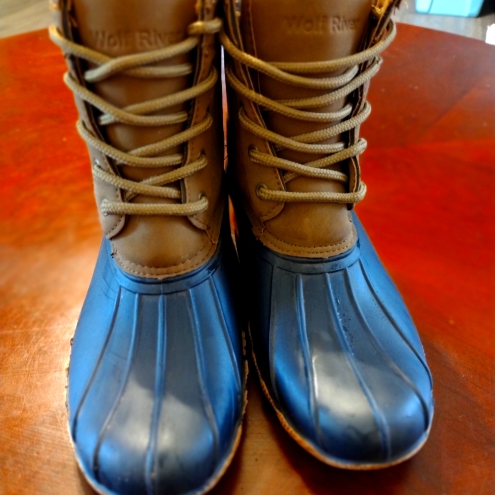 Wolf River women's Duck Boots, size 10